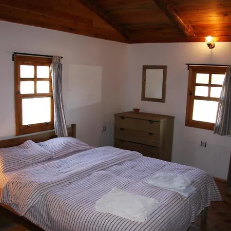 Country house Blacktree Farm And Cottages *